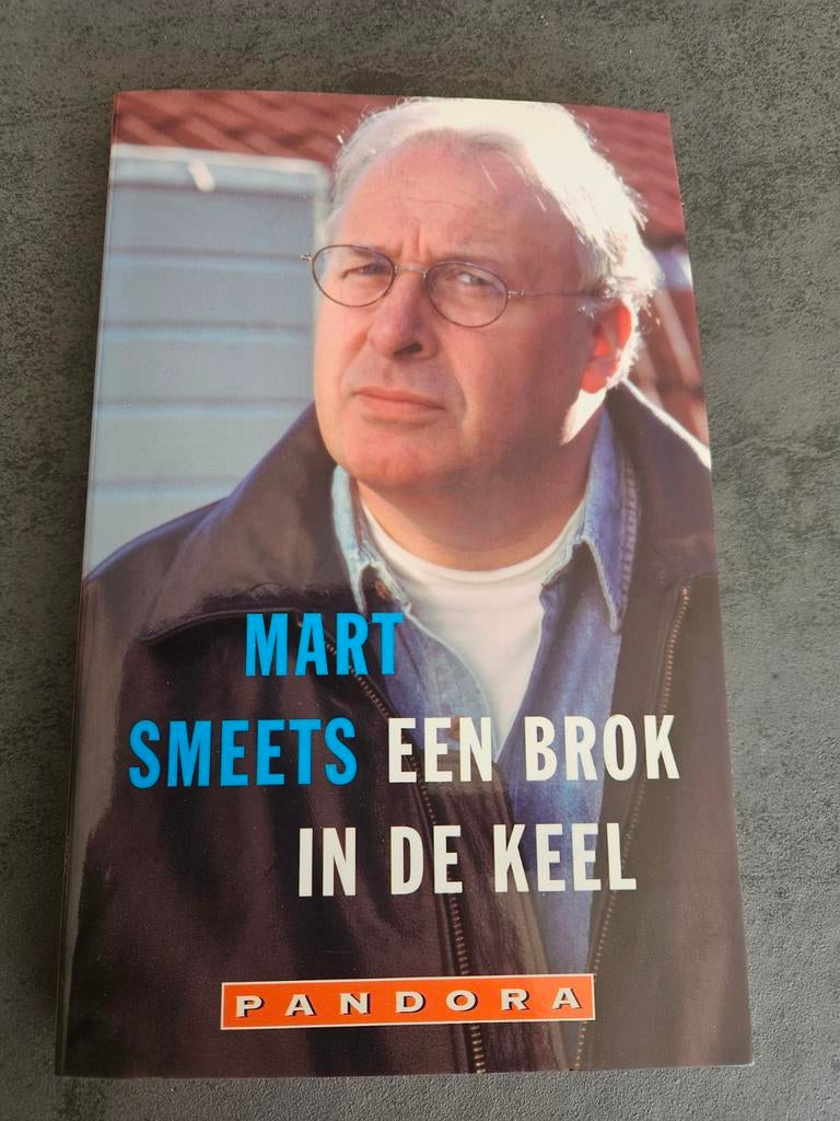 Mart Smeets Pandora pockets, Ophalen of Verzenden, Gelezen