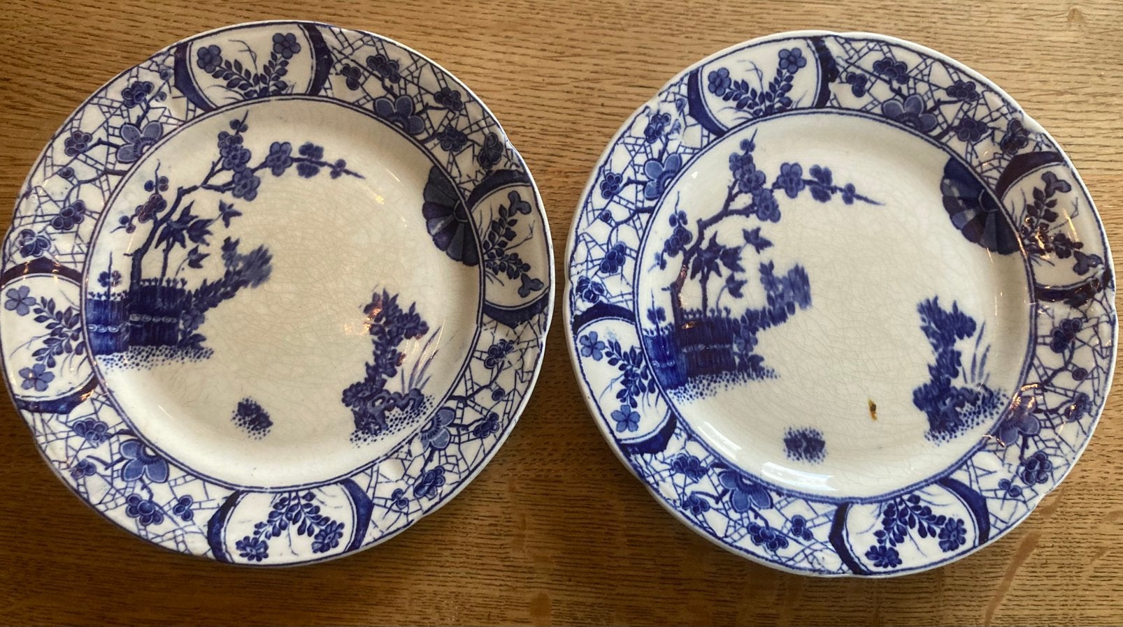 Regout blauw witte bordjes, Ophalen