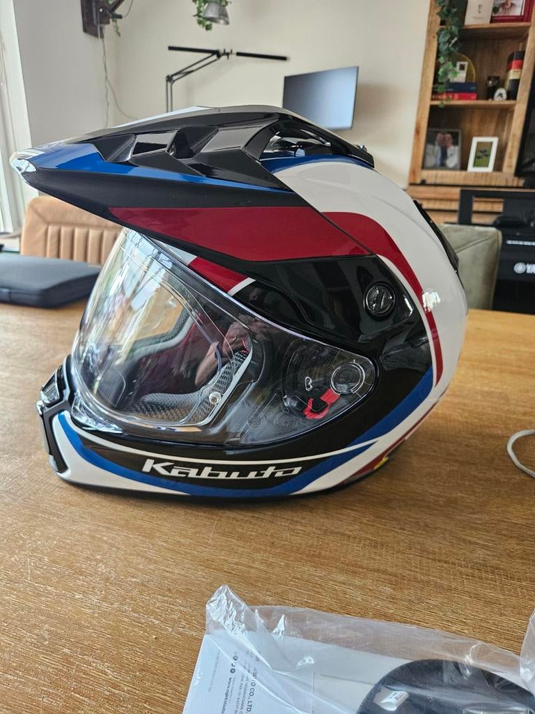 Nieuwe Kabuto Adventure Helm Maat L, Motoren, Ophalen of Verzenden, Overige merken