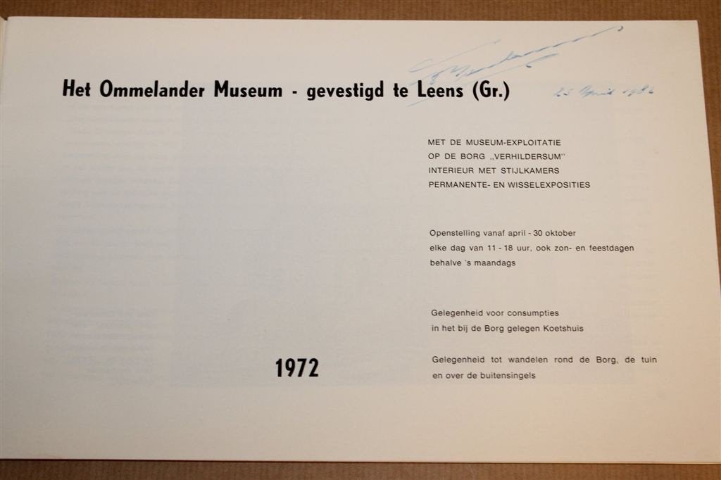 Oude Groninger Kerken — Leven in en rond de Kerk, 1972, Ophalen of Verzenden, Gelezen