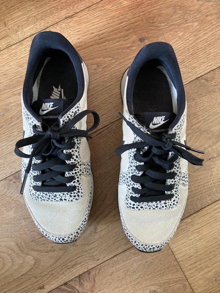 Nike internationalist safari stip panter leopard 38.5 suede, Kleding | Dames, Schoenen, Ophalen of Verzenden, Zo goed als nieuw