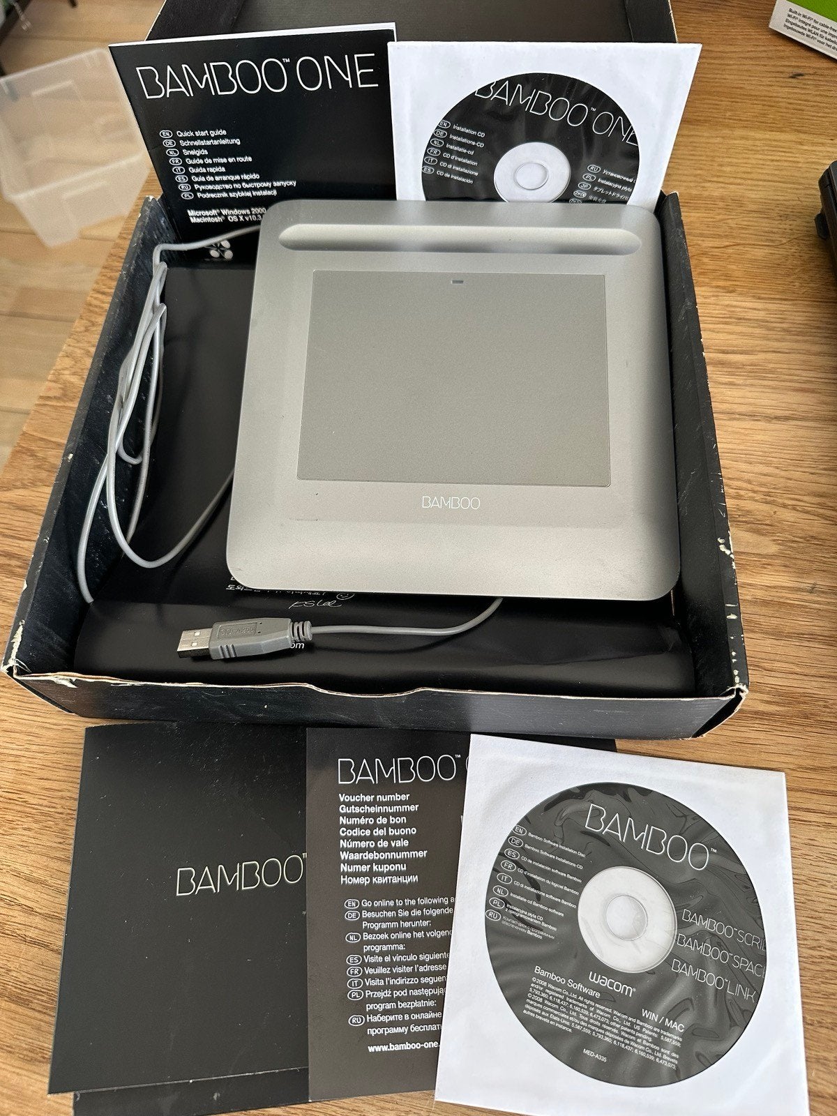 Wacom Bamboo One tekentablet met software en handleiding, Ophalen of Verzenden, Zo goed als nieuw