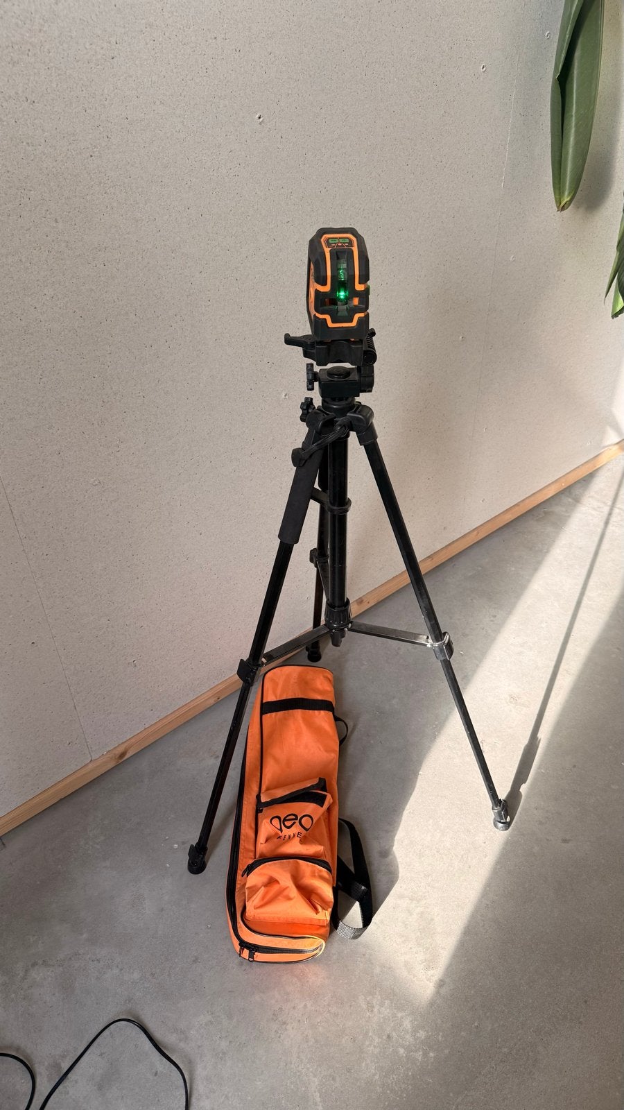 QEO Fennel Geo 1x Groene Laser Set met Statief en Hoes, Ophalen of Verzenden, Gebruikt