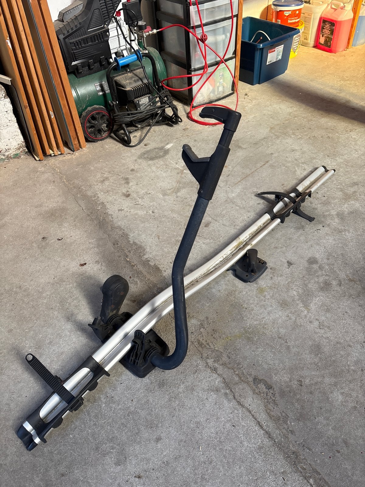 Thule fietsendrager voor dakmontage, Ophalen, Gebruikt