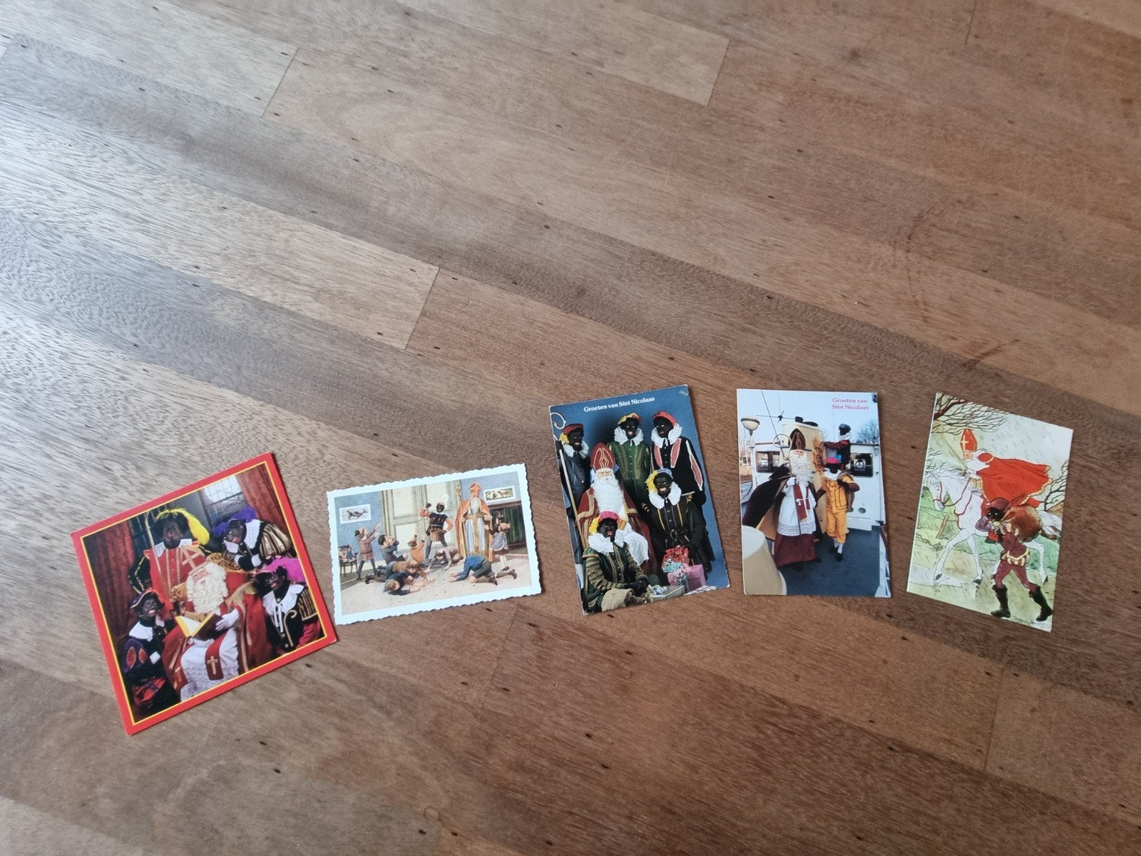 Zeldzame vintage Sinterklaas en Zwarte Piet ansichtkaarten, Ophalen of Verzenden, 1980 tot heden, Ongelopen
