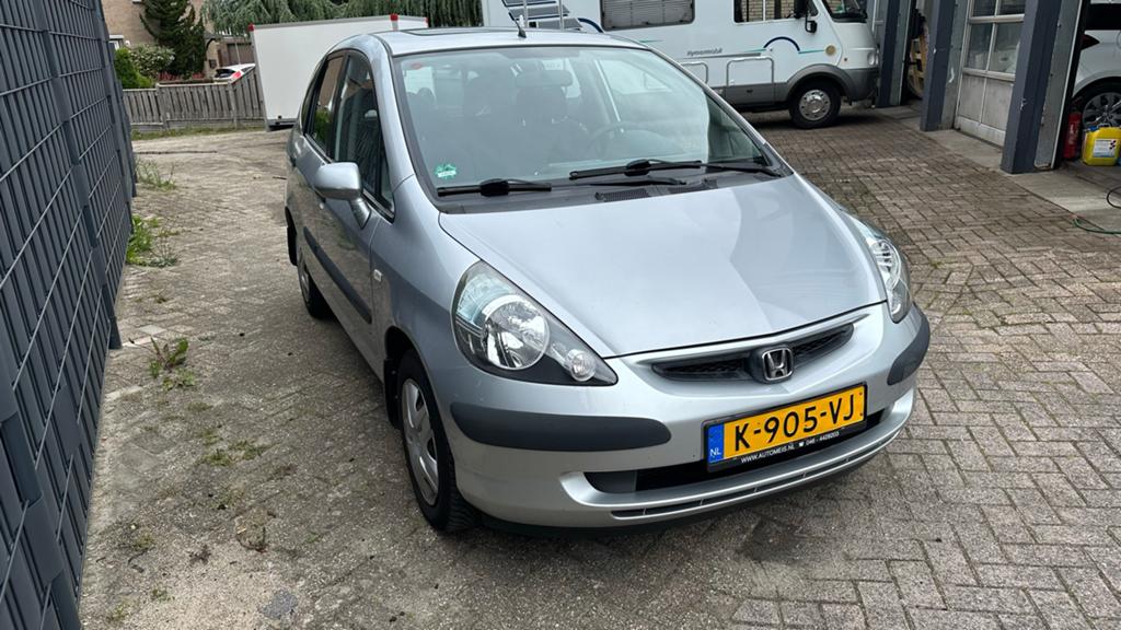 Honda jazz Automaat, Auto's, Honda, Automaat, 83 pk, 40 €/maand, Bedrijf