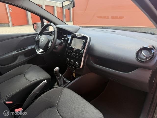 Foto 18 van Renault Clio 0.9 TCe Dynamique 5 DRS - APK 07-2027 - AIRCO-