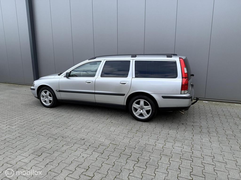 Volvo V70 2.4 Automaat Topstaat Youngtimer, Stoelverwarming, Gebruikt, V70, 2435 cc