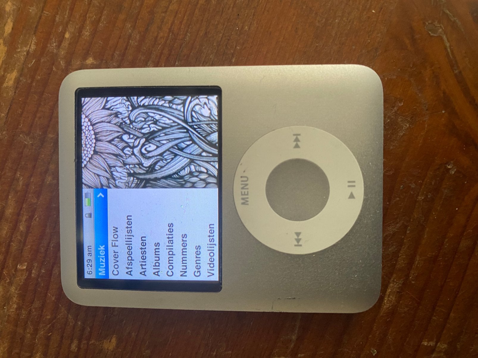 Apple iPod Nano 4GB Zilver - Goede Staat, Audio, Tv en Foto, Mp3-spelers | Apple iPod, Ophalen, Gebruikt, Nano, Zilver