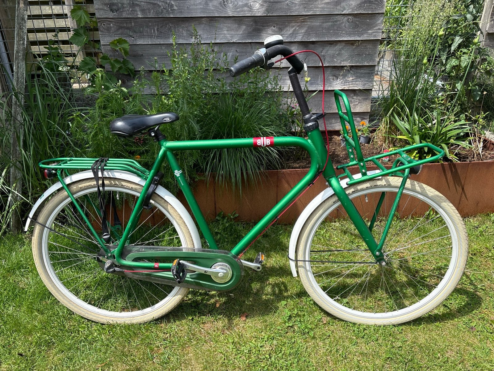 Batavus BUB transportfiets met voordrager en bagagedrager, Ophalen, Terugtraprem, Gebruikt, Versnellingen