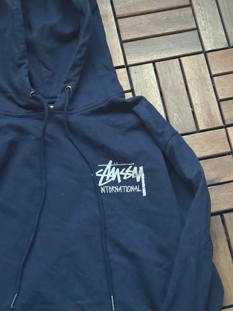 Stussy Trui - Maat XL (valt als L), Ophalen of Verzenden, Gedragen, Maat 52/54 (L), Blauw