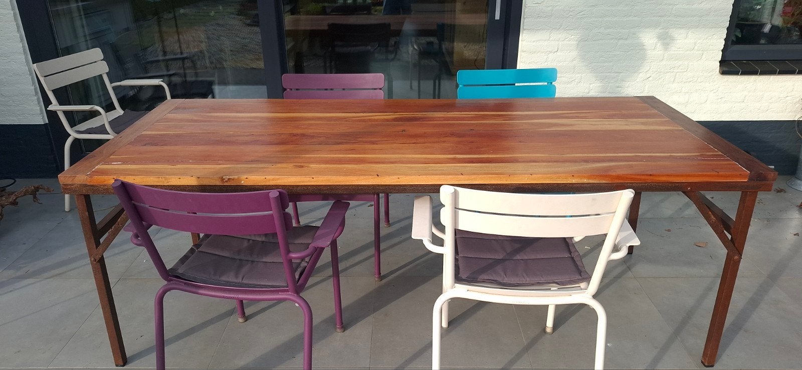 Robuuste houten tafel - Gebruikt, Huis en Inrichting, Tafels | Eettafels, Gebruikt, 50 tot 100 cm, 200 cm of meer, Vier personen