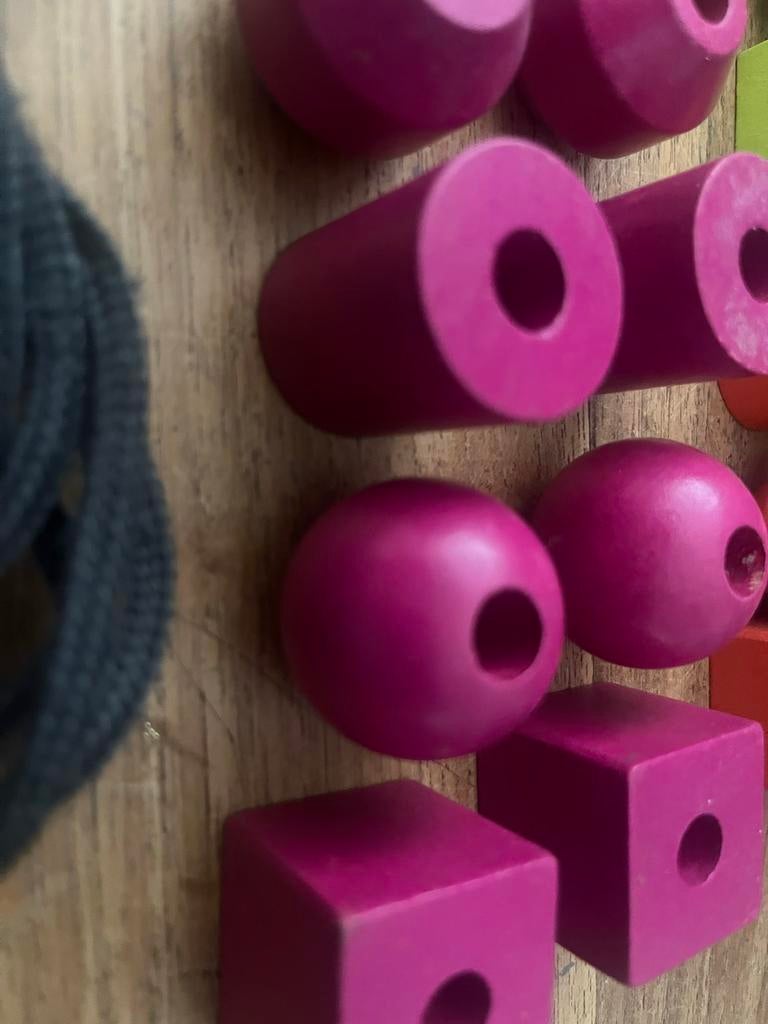 Houten kralen, Kinderen en Baby's, Speelgoed | Houten speelgoed, Gebruikt, Ophalen of Verzenden