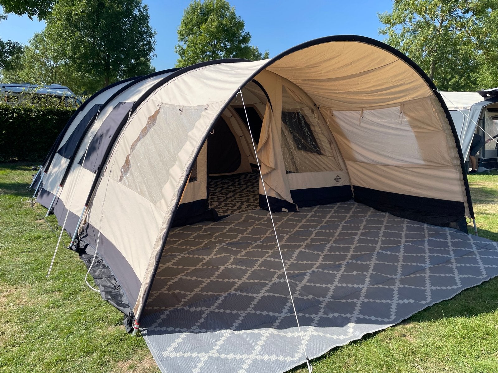 Obelink Familia 6 tunneltent met voorwand en insectennet., Ophalen, Gebruikt, Tot en met 6