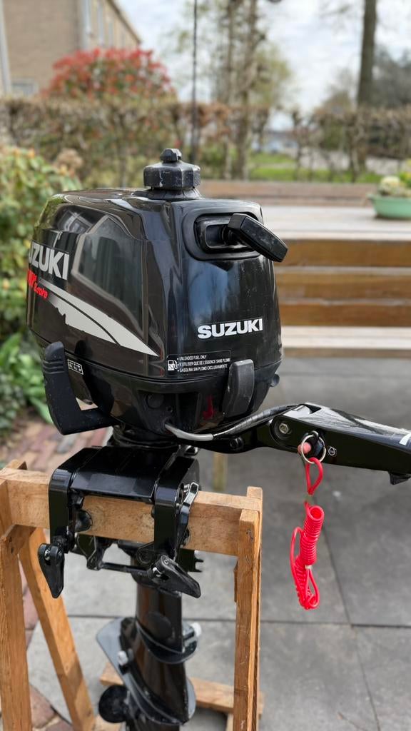 Suzuki 4 PK viertakt kortstaart buitenboordmotor zeer netjes, Ophalen, Zo goed als nieuw, Benzine, 5 tot 10 pk