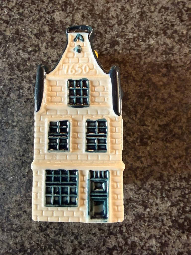 KLM huisje 16, Verzamelen, Ophalen of Verzenden, Zo goed als nieuw, 1 t/m 20, Gevuld