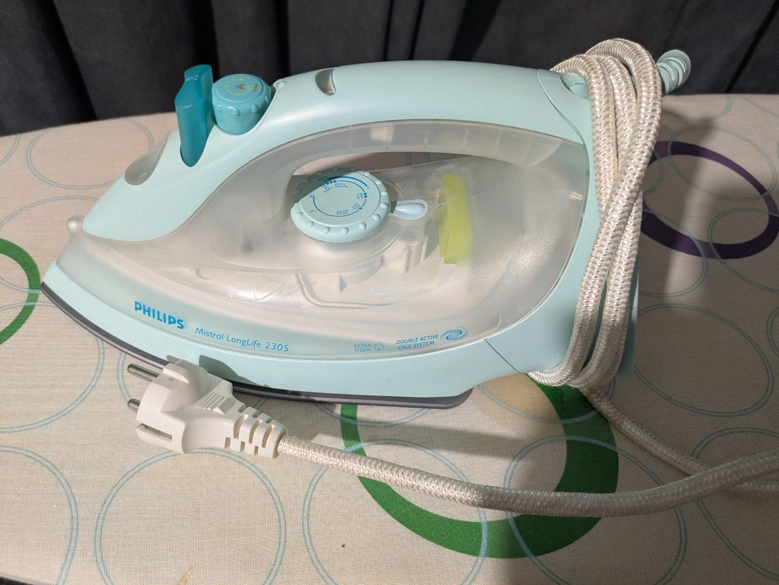 Philips Mistral LongLife 2305 Strijkijzer, Ophalen of Verzenden, Gebruikt, Strijkijzer met snoer