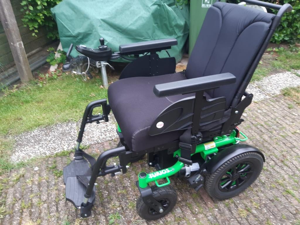 Turios elektrische rolstoel groen, Ophalen, Zo goed als nieuw, Elektrische rolstoel