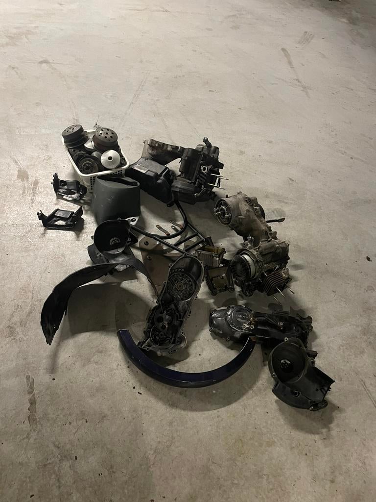 Onderdelen Piaggio 4 Takt, Ophalen, Gebruikt, Blok, Piaggio