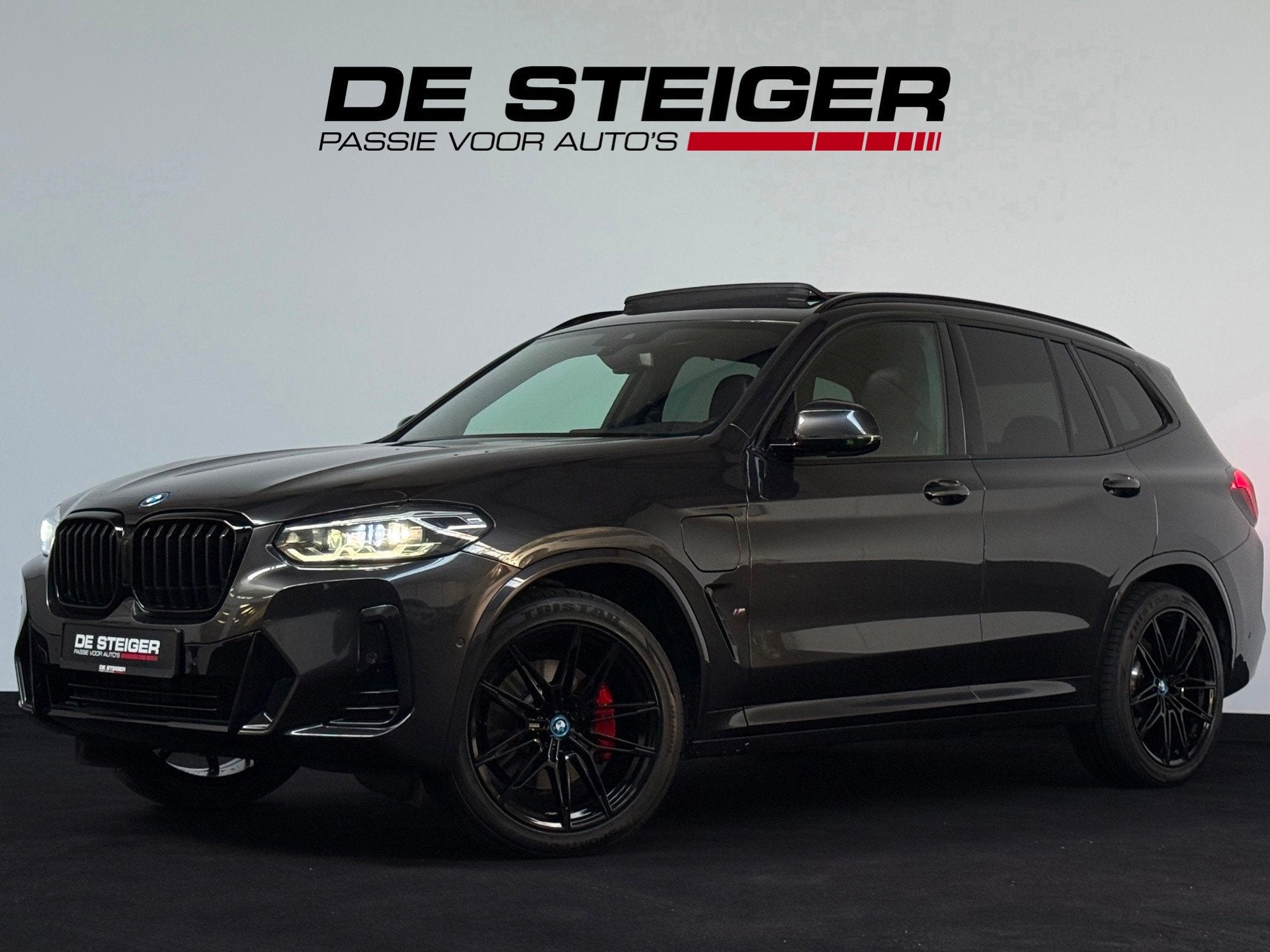 BMW X3 XDrive30e M-Sport Pano Sfeer Leder Keyless 292PK