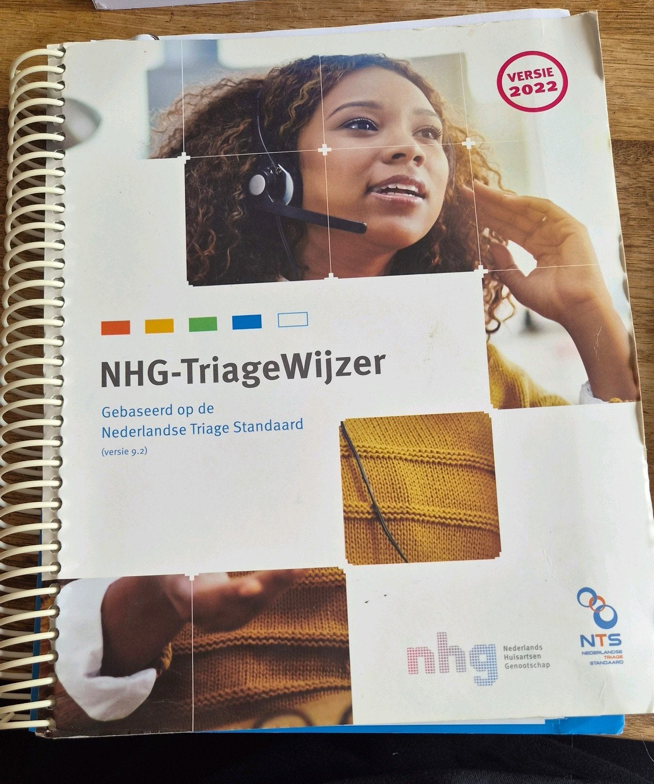 NHG-TriageWijzer 2022 - Nederlandse Triage Standaard, Ophalen of Verzenden, Zo goed als nieuw, Overige typen, Nederlands Huisartsen Genootschap (NHG)