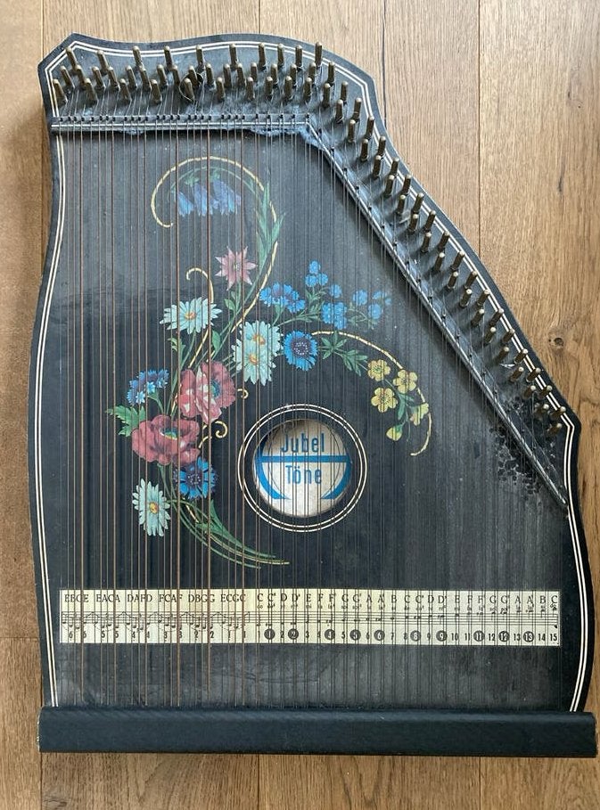 Vintage Jubel Tone Citer met bladmuziek en plectrum, Ophalen, Gebruikt, Citer