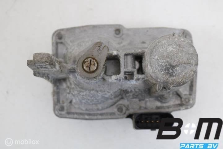Klep in uitlaat VW Scirocco 2.0 TDI CUW 5Q0253691H, Gebruikt