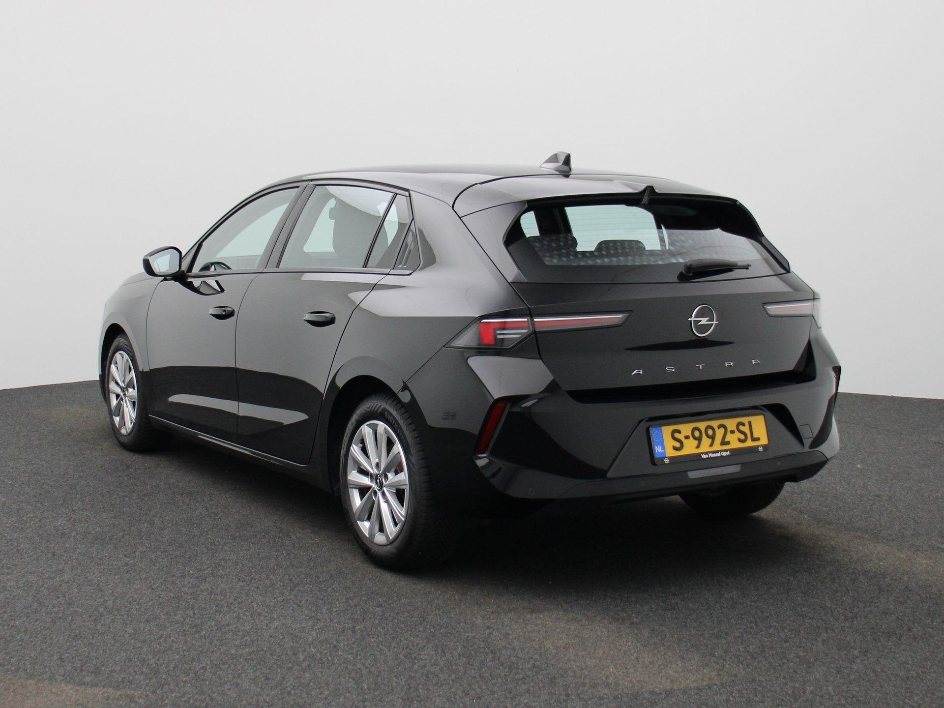 Opel Astra 1.2 Level 2, Voorwielaandrijving, 12 maanden, Stof, Euro 6