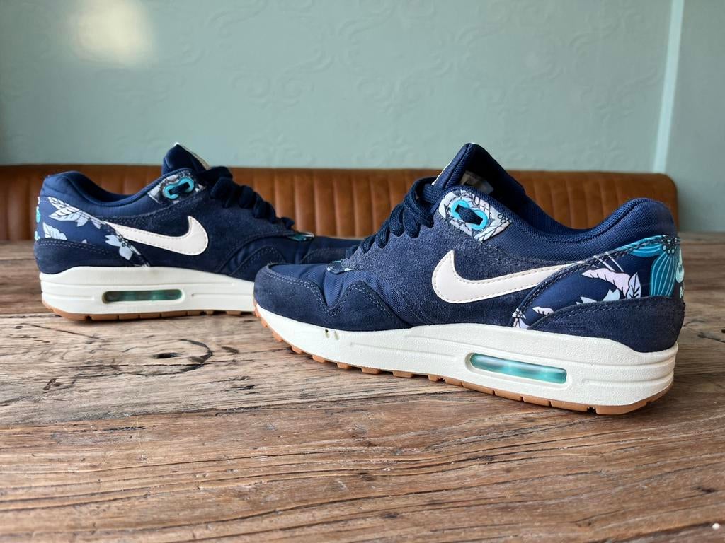 Nike Air Max 1 floral 38,5 zgan blauw, Blauw, Ophalen of Verzenden, Sneakers of Gympen, Zo goed als nieuw