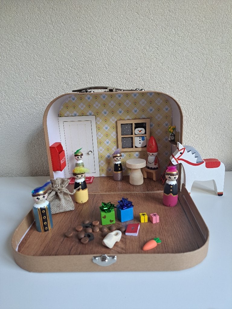 Koffer sint en pieten pegdolls, Diversen, Ophalen of Verzenden, Nieuw