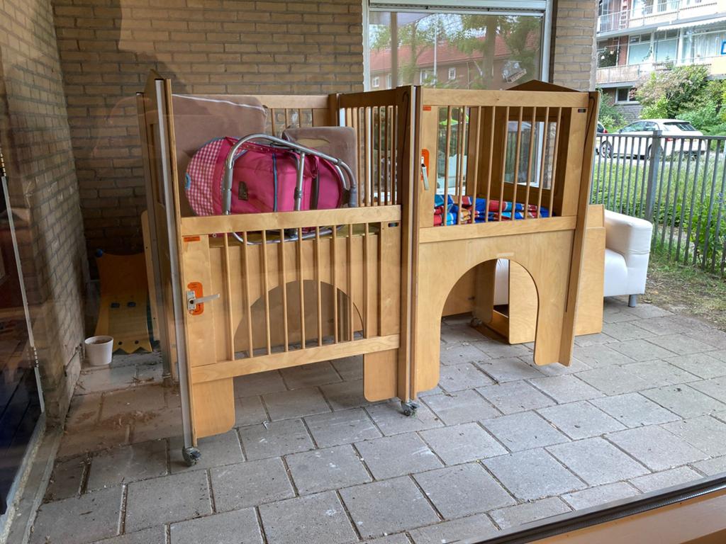 Kinderopvang boxen 2 stuks, Ophalen, Ledikant