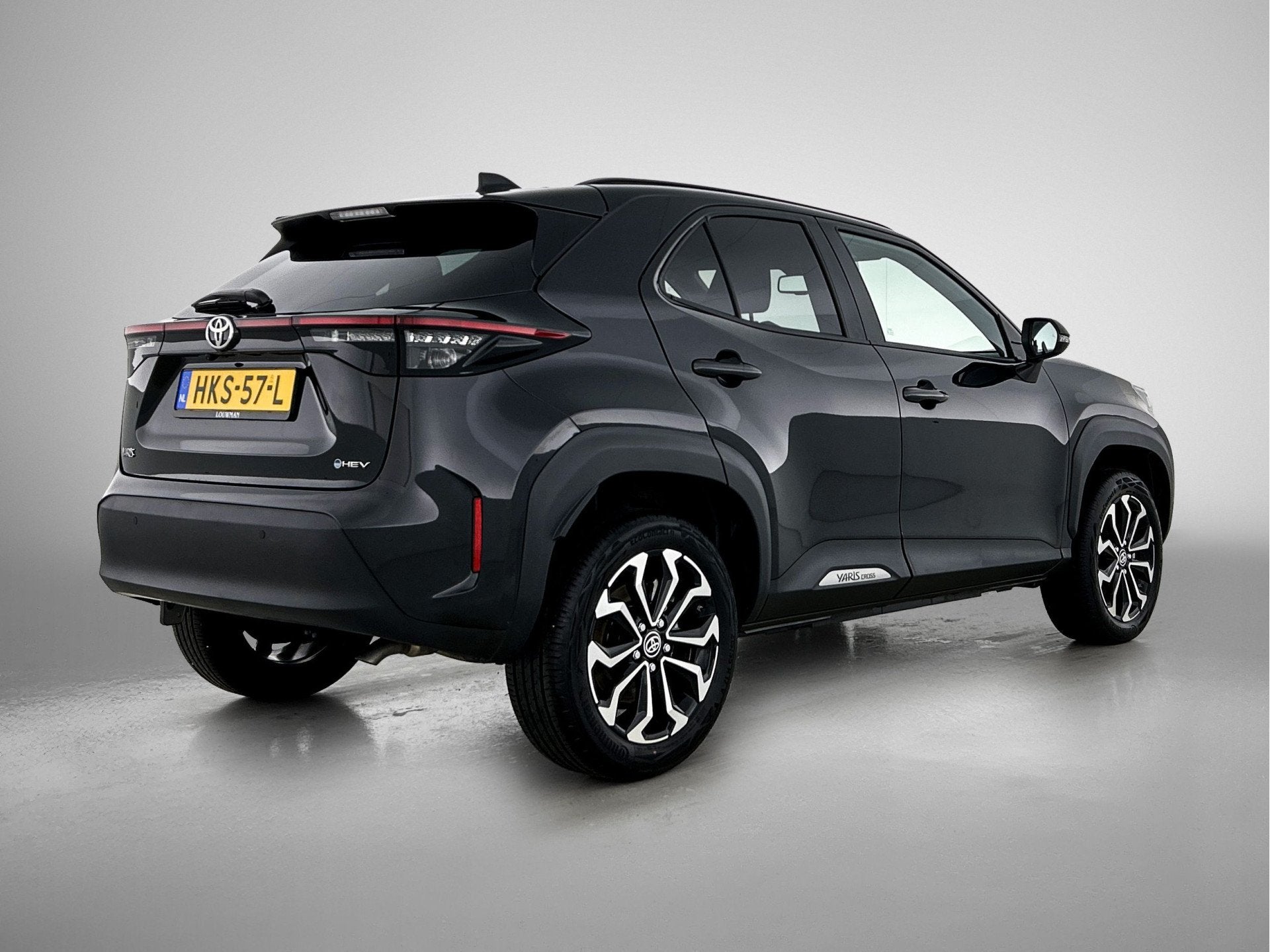 Toyota Yaris Cross 1.5 Hybrid 115 Dynamic Comfort Pack | BTW, Stof, Gebruikt, 116 pk, Zwart