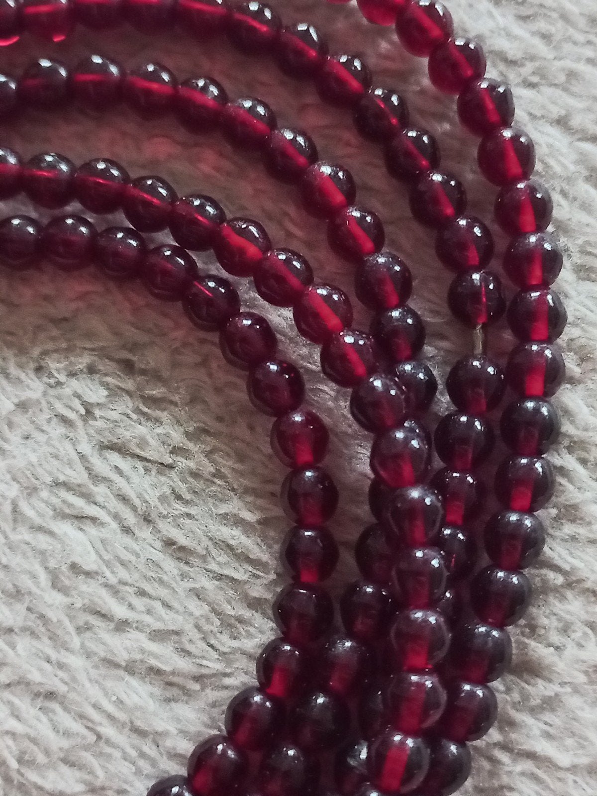 Vintage Sautoir Ketting met 4 mm Granaten 130 cm, Ophalen of Verzenden, Steen of Mineraal