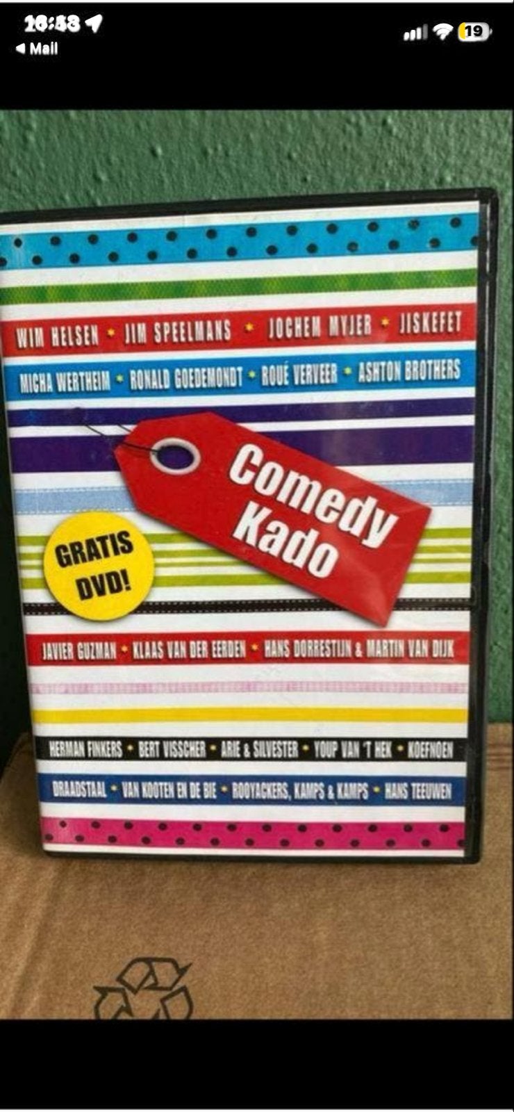 Comedy Kado DVD - Diverse cabaretiers, Cd's en Dvd's, Vanaf 12 jaar, Ophalen of Verzenden, Gebruikt, Stand-up of Theatershow