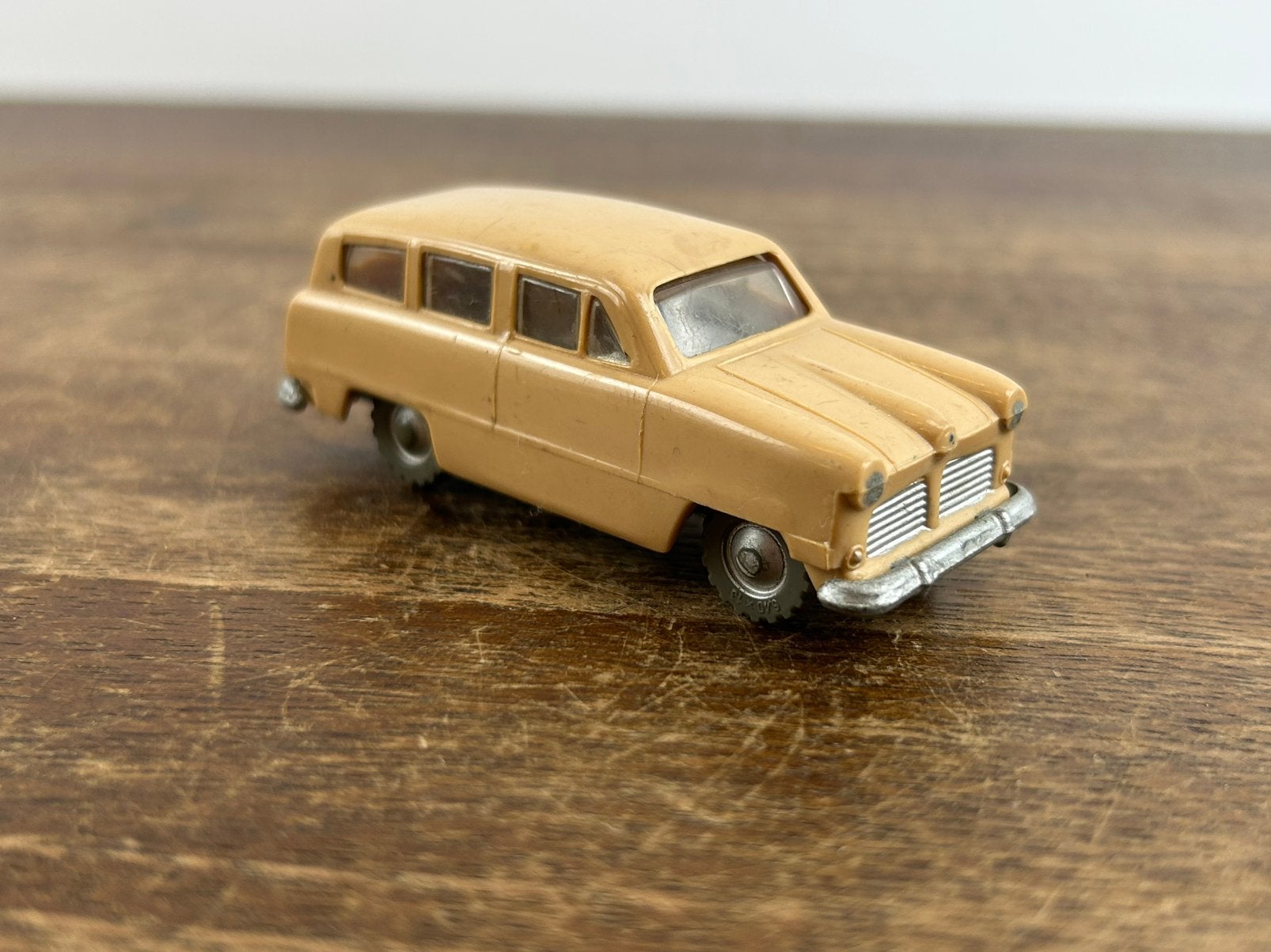 Siku Plastik V21 Ford Kombi, Ophalen of Verzenden, Zo goed als nieuw, Auto, SIKU
