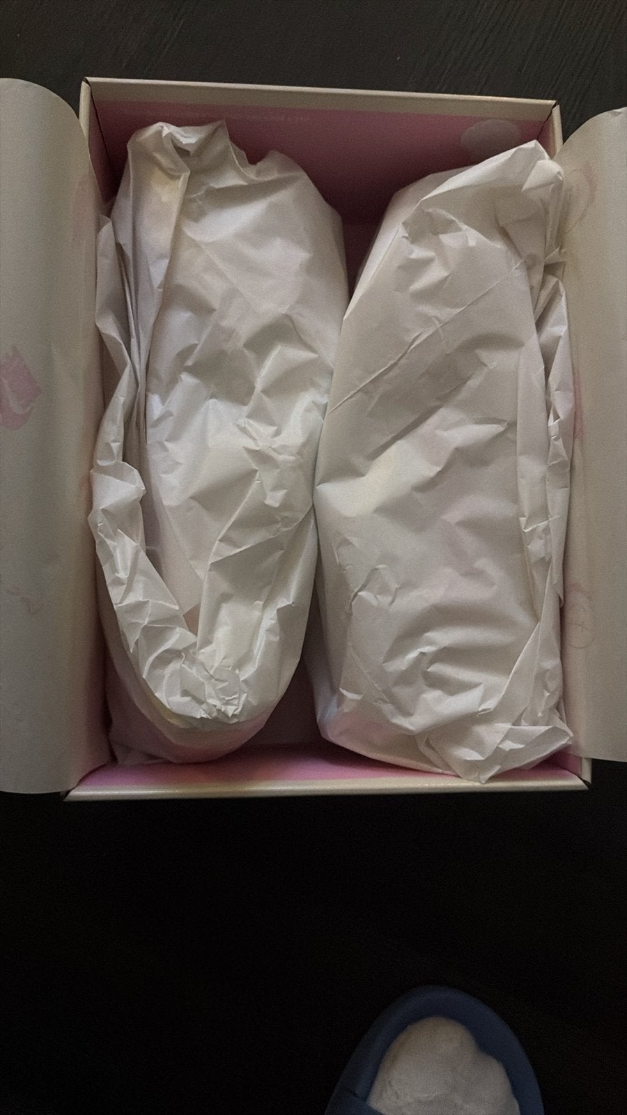 Travis Scott x Air Jordan 1 Low OG Sail Tropical Pink 44,5, Ophalen of Verzenden, Nieuw, Roze, Sneakers of Gympen