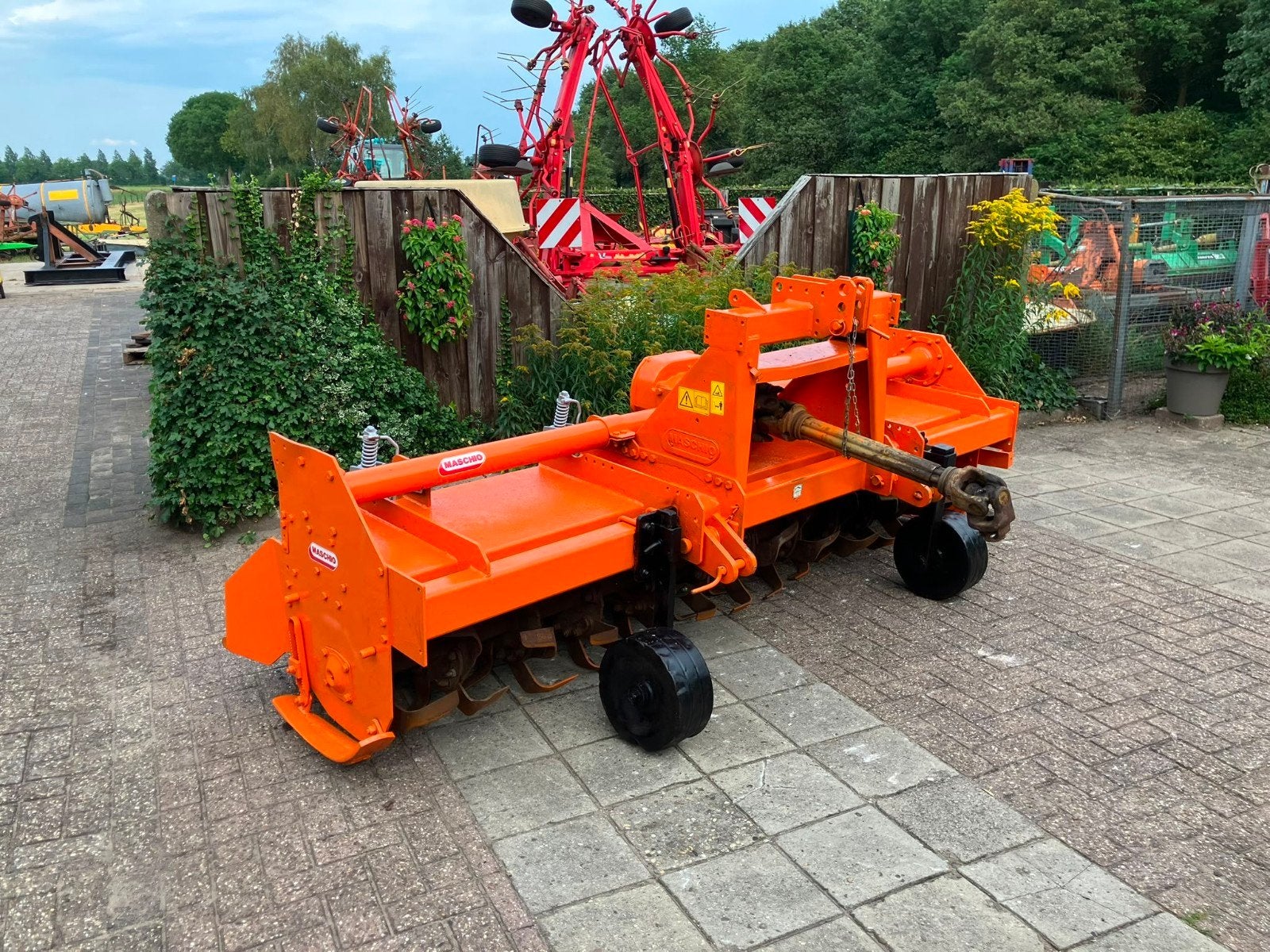 maschio grondfrees,pz 165 maaier en hekamp bak, Zakelijke goederen, Ophalen of Verzenden, Grondbewerking