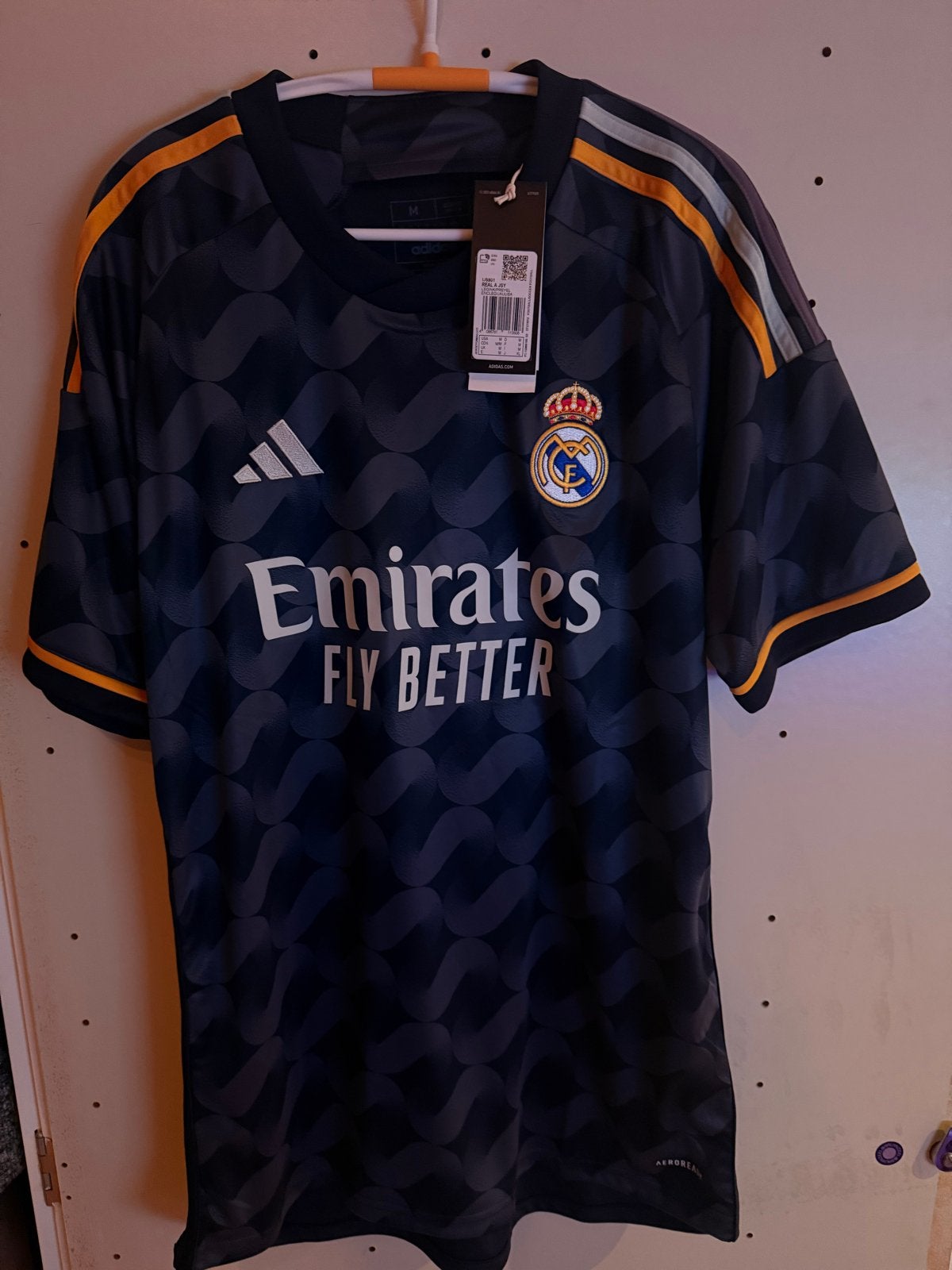 Real Madrid Uitshirt 2023/24 Toni Kroos #8 Maat M, Ophalen of Verzenden, Nieuw, Zwart