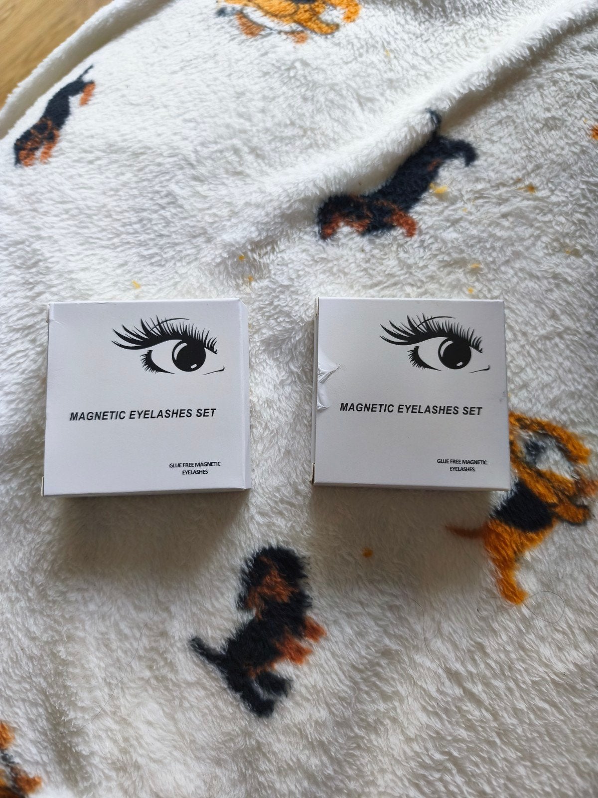 Magnetische wimperset - Nieuw in doos, Ogen, Zwart, Nieuw, Ophalen of Verzenden