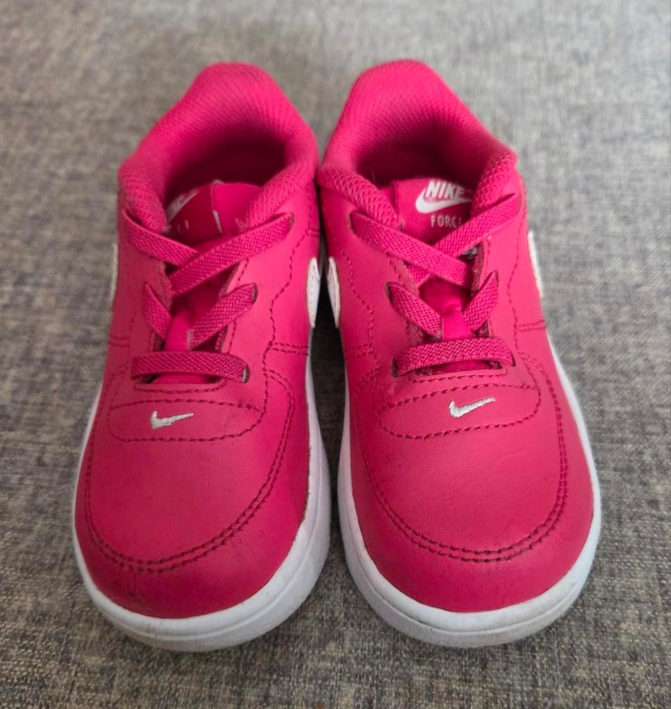 Nike force 1 mt 25, Kinderen en Baby's, Kinderkleding | Schoenen en Sokken, Ophalen of Verzenden, Meisje, Schoenen
