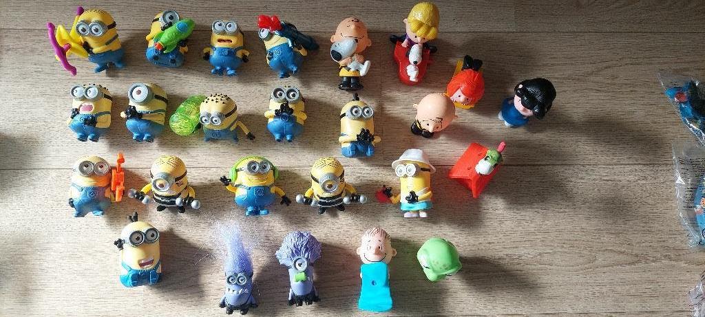 Mcdonalds Happy Meals speeltjes oa. Minions en Snoopy, Ophalen, Zo goed als nieuw