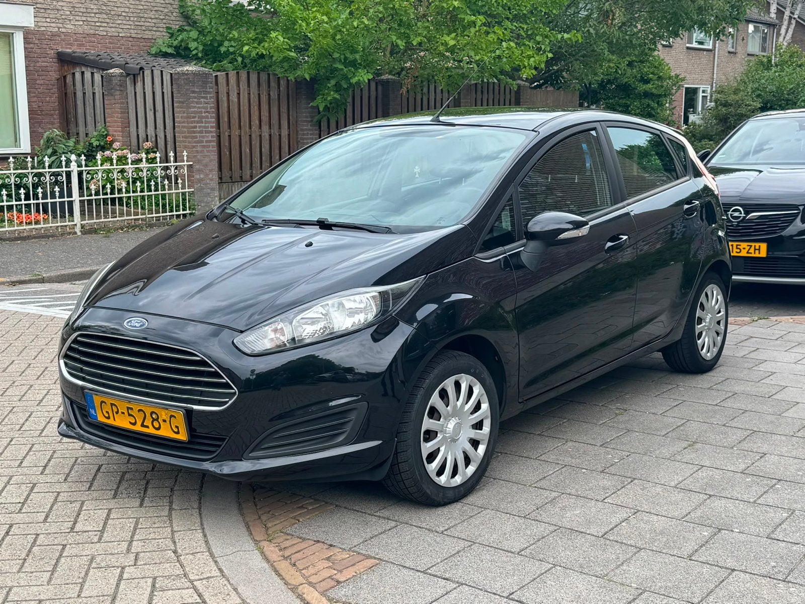Ford Fiësta 1.0 59KW/80PK 5D 2015 Zwart, Voorwielaandrijving, 40 €/maand, 525 kg, Origineel Nederlands