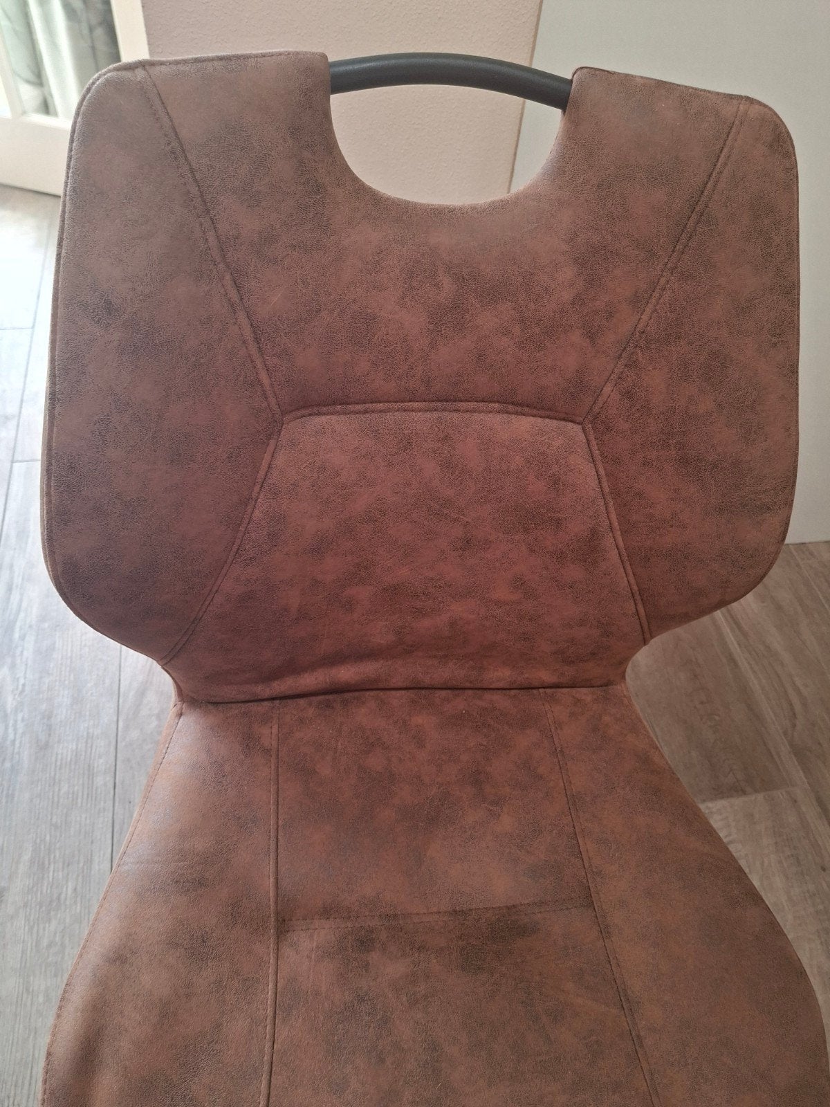 2 stoelen, Huis en Inrichting, Stoelen, Ophalen, Twee, Bruin, Zo goed als nieuw