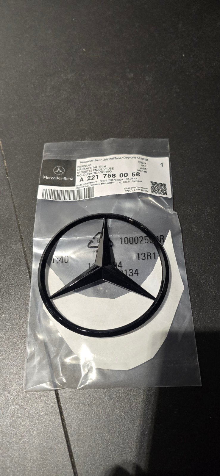 Mercedes-Benz Achterklep Embleem Zwart - Origineel, Ophalen of Verzenden, Nieuw, Mercedes-Benz