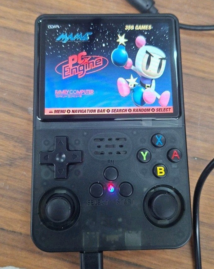 Handheld game console R36S 64 GB compleet in ovp voor sint, Ophalen of Verzenden, Nieuw