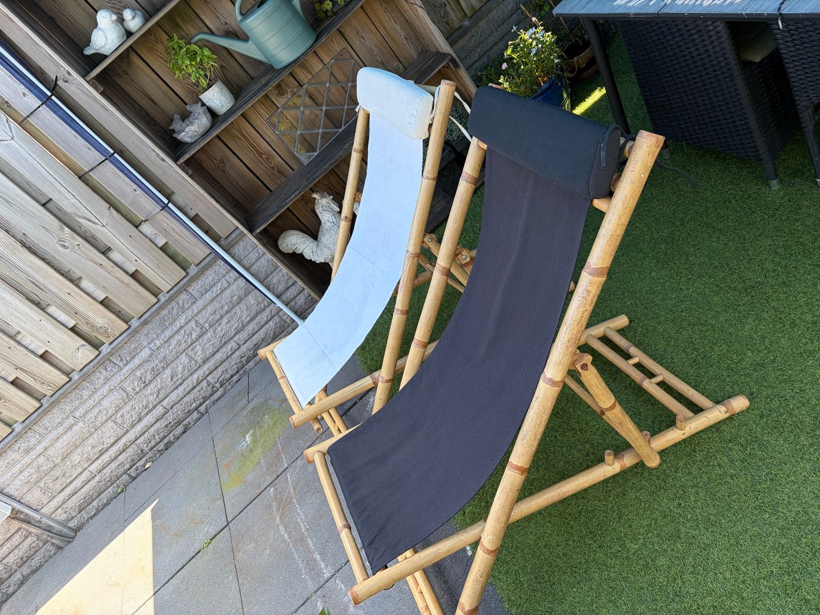2x Bamboe strandstoel / ligstoel - Zwart & Wit, Tuin en Terras, Ligbedden, Ophalen, Gebruikt, Hout, Inklapbaar