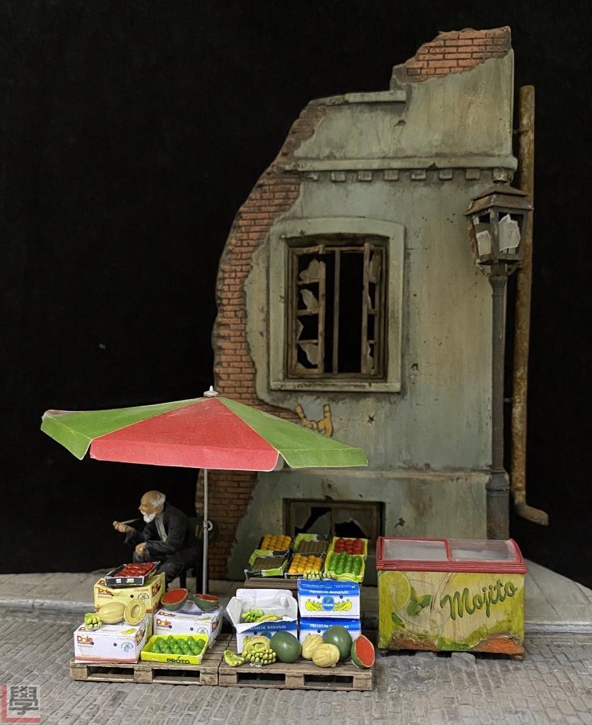 Miniart 1:35 Street fruit shop, Ophalen of Verzenden, Nieuw, 1:35 tot 1:50, Diorama