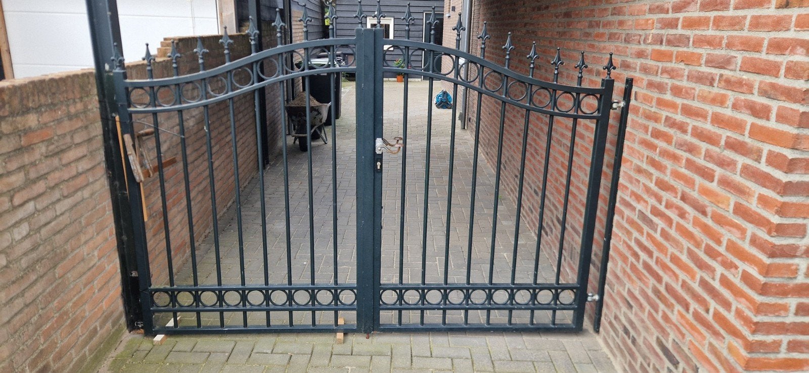 Donkergroen IJzeren Hekwerk met Poort, Ophalen, Met poort, Gebruikt, Sierhekwerk