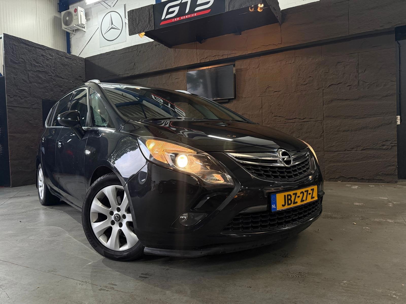 Opel ZAFIRA TOURER 1.4 Edition 7p., Auto's, Euro 5, 4 cilinders, 7 stoelen, Zwart