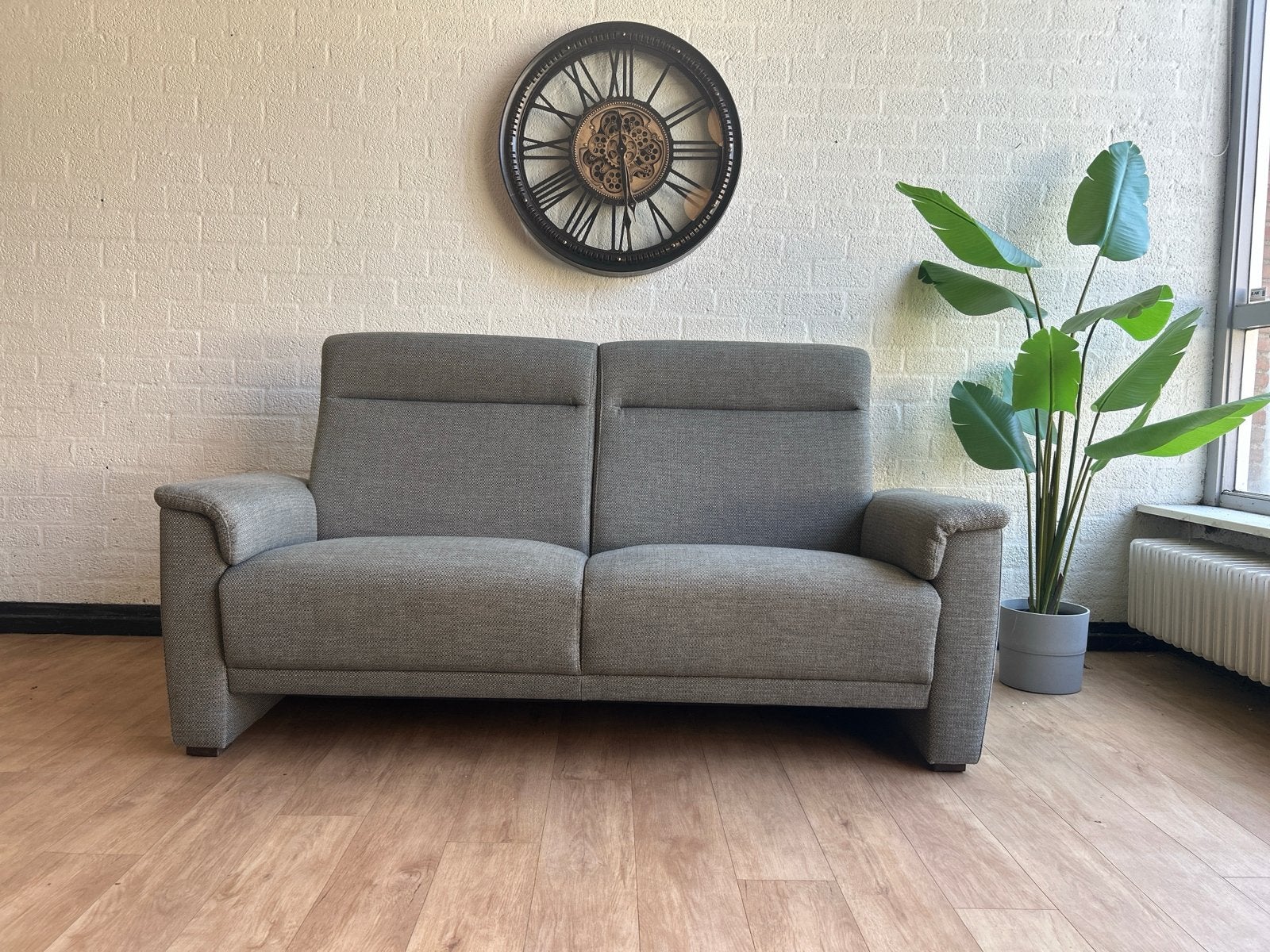 Luxe 2-zitsbank | Professioneel gereinigd | OUTLET DEAL, Tweepersoons, 75 tot 100 cm, Ophalen of Verzenden, Zo goed als nieuw